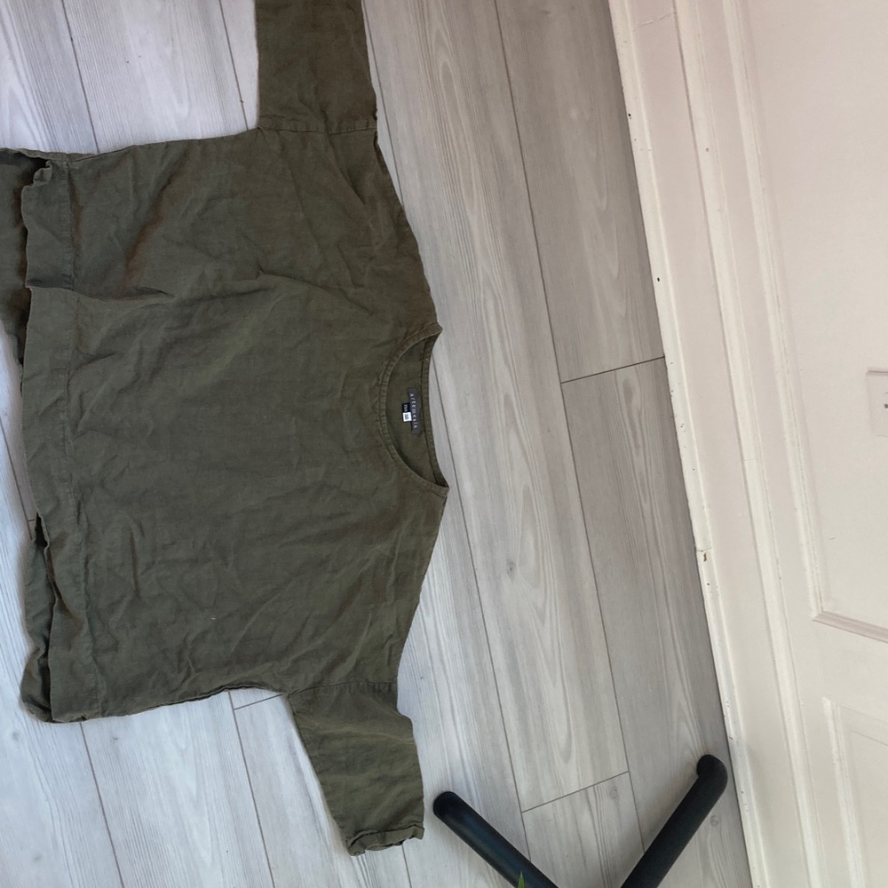 OLIVE linen top by Artemesia, S - Picture 11 of 11